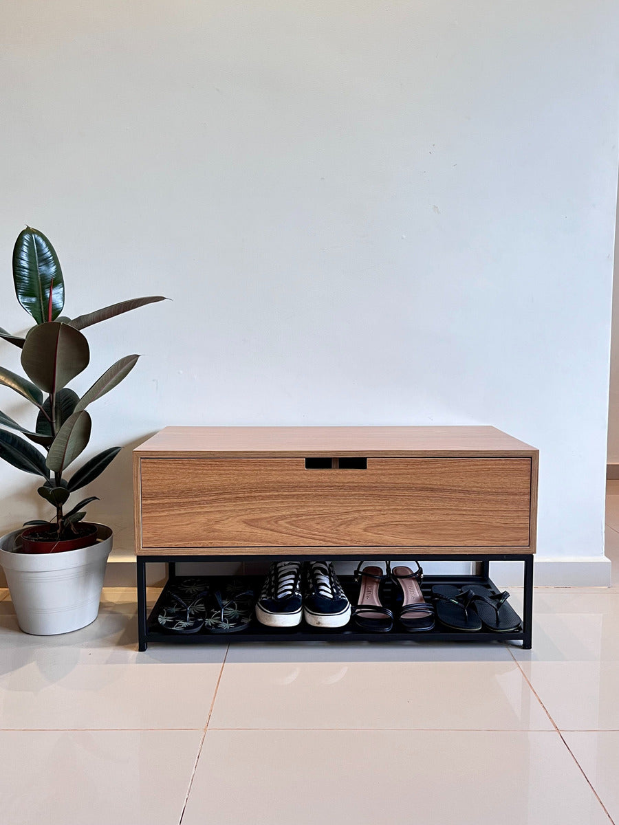 Banco Sapateira Recamier Armário Balcão com Porta Moveline Interiores Cor Freijó